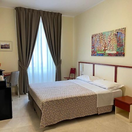 B&B Ponte Capograssi Сульмона Екстер'єр фото