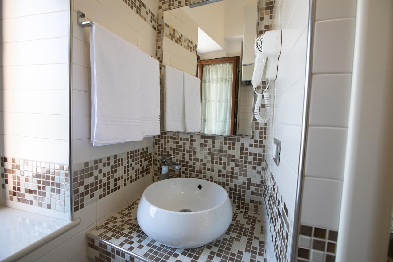 B&B Ponte Capograssi Сульмона Екстер'єр фото
