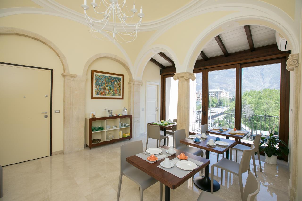 B&B Ponte Capograssi Сульмона Екстер'єр фото