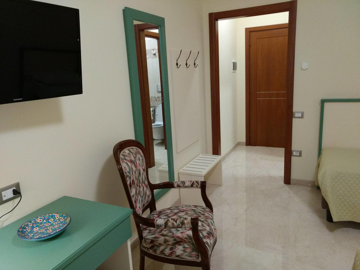 B&B Ponte Capograssi Сульмона Екстер'єр фото
